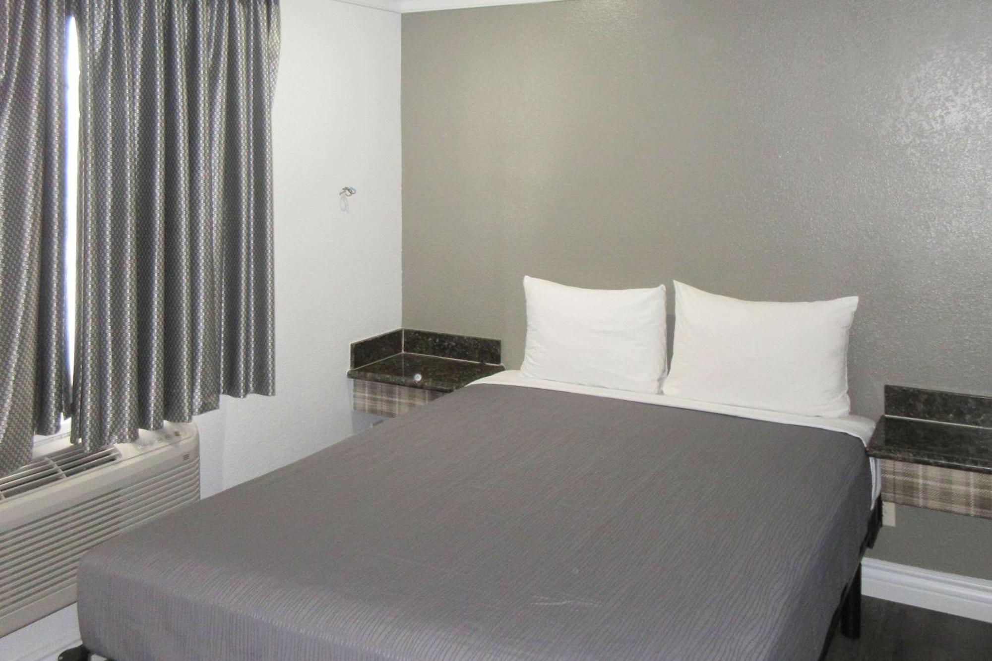 Rodeway Inn Commerce - Los Angeles Dış mekan fotoğraf